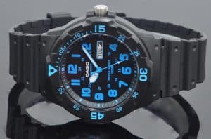 dong-ho-casio-cho-be-trai-2